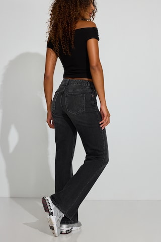 '90s Straight Jean - Image 3