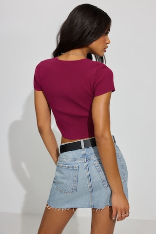 Short Sleeve Peakaboo Top - Image 3