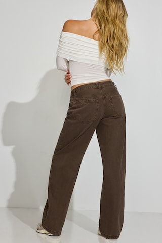 Low Rise Baggy Pants - Image 7