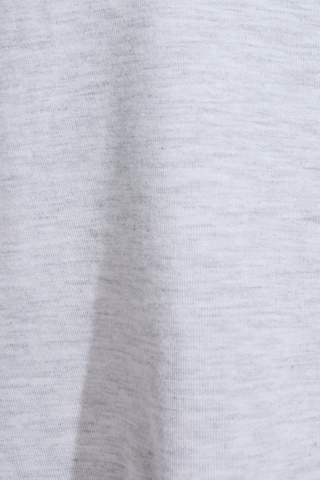 Smooth Oversized Long Sleeve Crop Top - Image 9