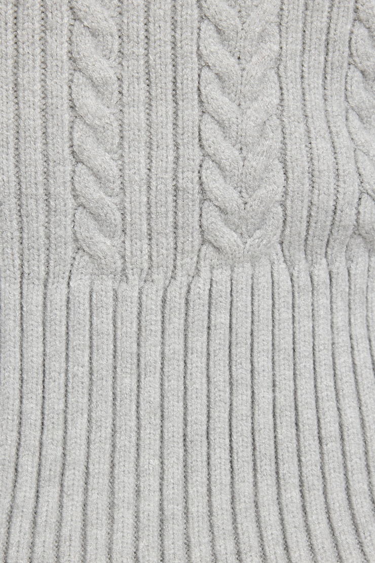 Cable Knit Zippy - Image 12