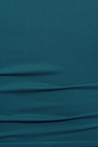 Sleek V-Neck Long Sleeve Top - Image 4