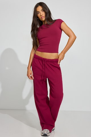 Crew Neck Open Back Short Sleeve Top - Image 3