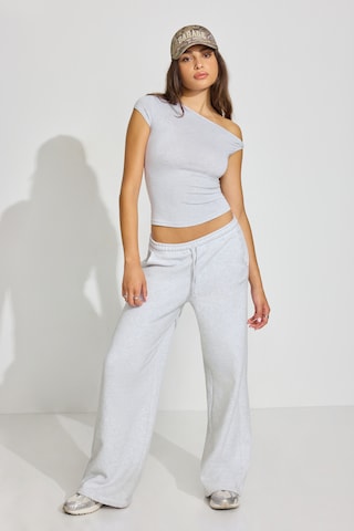 Asymmetric Twisted Short Sleeve Top - Image 11