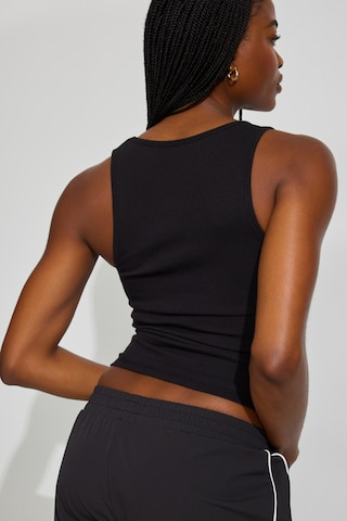 SnatchRib Scoop Tank Top - Image 18